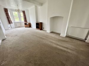 Lounge- click for photo gallery